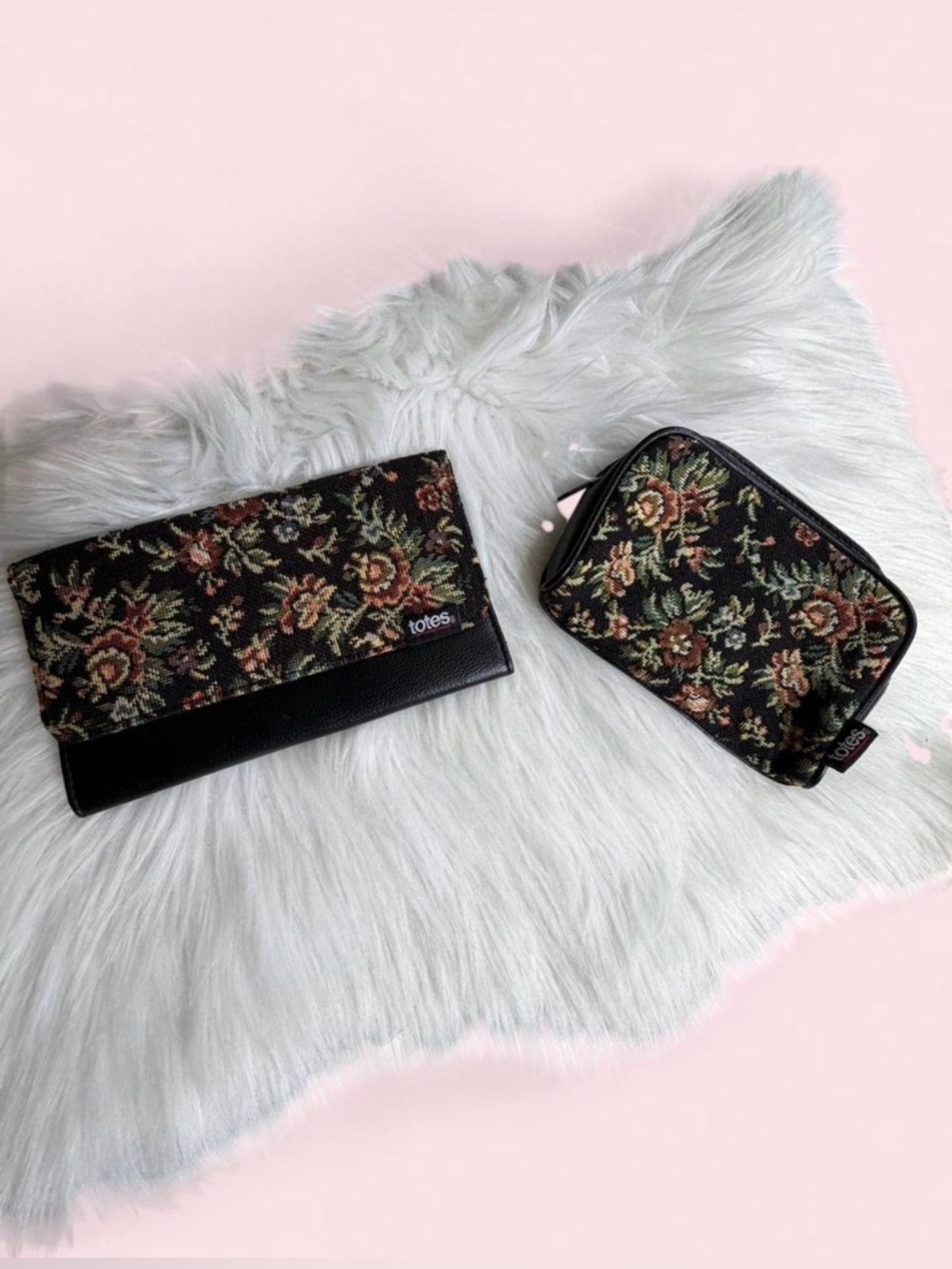 Totes Floral Tapestry Cosmetic Bag Wallet Set Black Vintage 90s